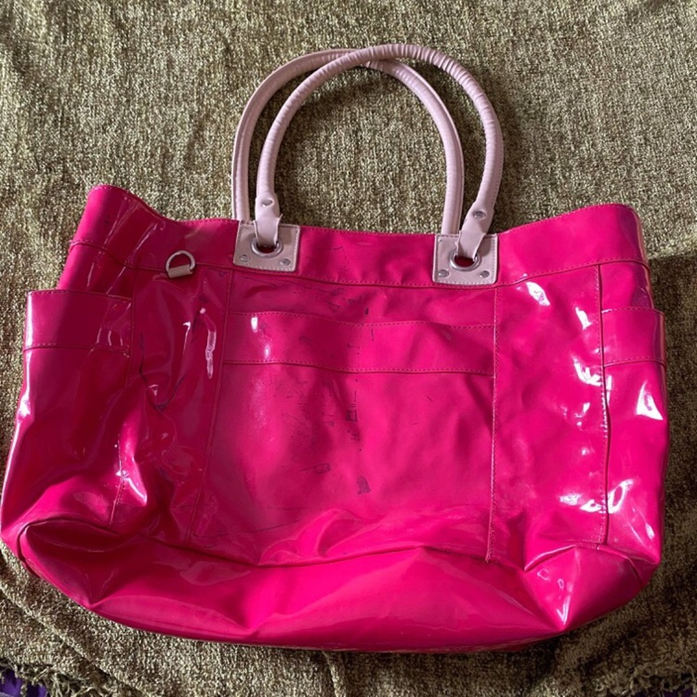 Pink vinyl tote back perfect for beach/ weekender